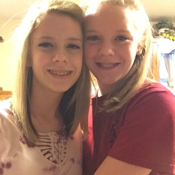 Meet your Posher, Sophia - Picture 1 of 1